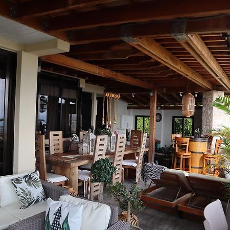 Hotel 180 Degrees Self-Catering Victoria Exterior foto