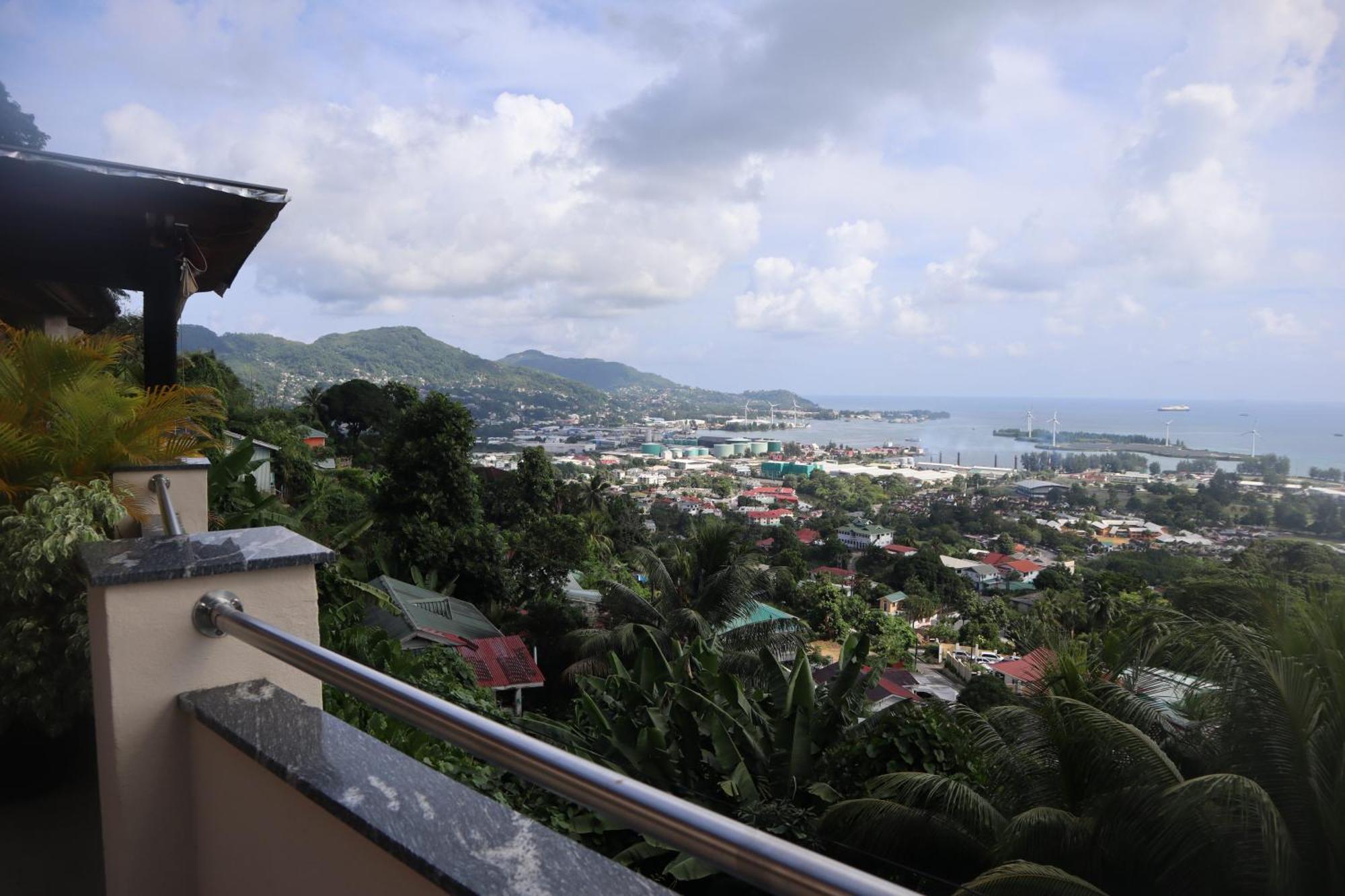 Hotel 180 Degrees Self-Catering Victoria Exterior foto